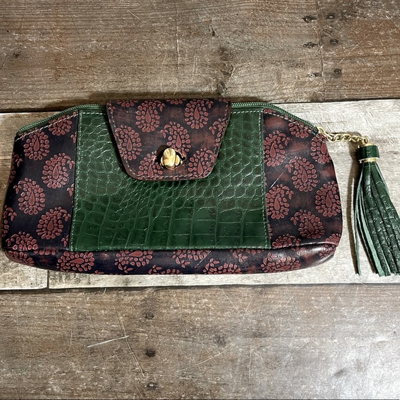 Holii Made In India Handmade Real Leather Clutch Wallet with Tassel - Picture 1 of 11